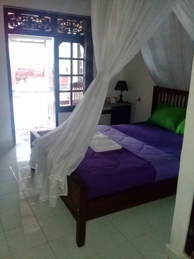 Warung Jojo And Privatunterkunft